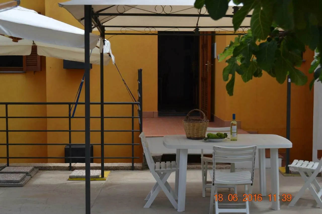 Appartamenti Belvedere SantʼAntìoco Apartment